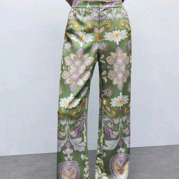 Pants - Women's Digital Print Green Single-Breasted Spring & Summer Pants, Resort&Casual